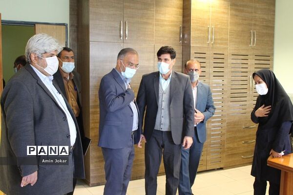 باز دید مدیرکل آموزش و پرورش فارس از حوزه های داخلی این اداره در اولین روز کاری
