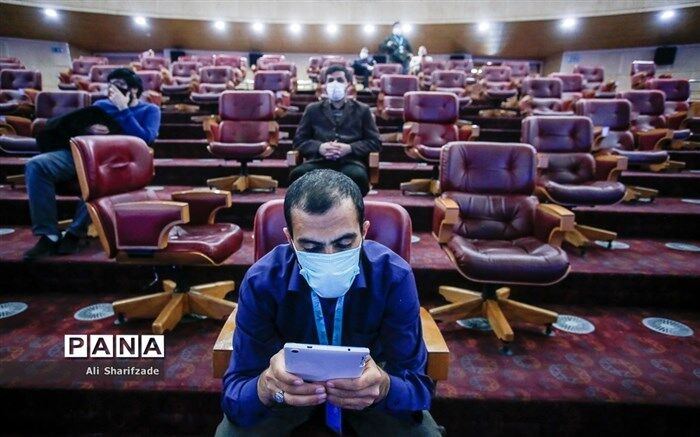 فعالان رسانه و منتقدان درباره ضرورت گزینش کیفی حاضران در مرکز اصلی جشنواره چه می‌گویند