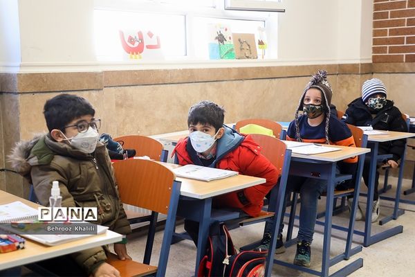 مراسم روز ملی ایمنی در برابر زلزله  و افتتاح مدرسه خیرساز زرین تاج ناصری