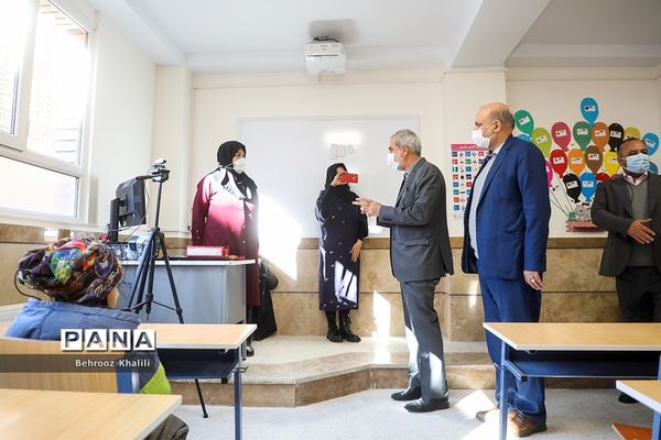 مراسم روز ملی ایمنی در برابر زلزله  و افتتاح مدرسه خیرساز زرین تاج ناصری