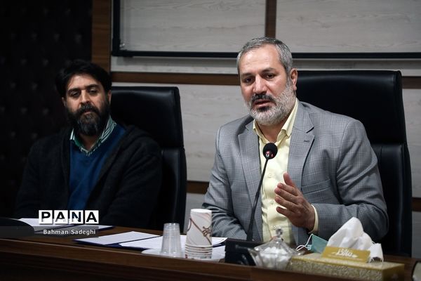 امضای تفاهم‌نامه همکاری مشترک بین سازمان دانش‌آموزی با عوامل فیلم مرد نقره‌ای