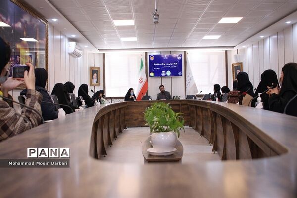 کارگاه آموزشی خبرنگاران منتخب مدارس ناحیه ۳ مشهد مقدس