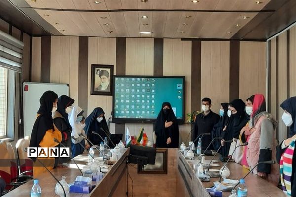 تقدیر از برگزیدگان مسابقات فرهنگی هنری، پرسش مهر در دماوند