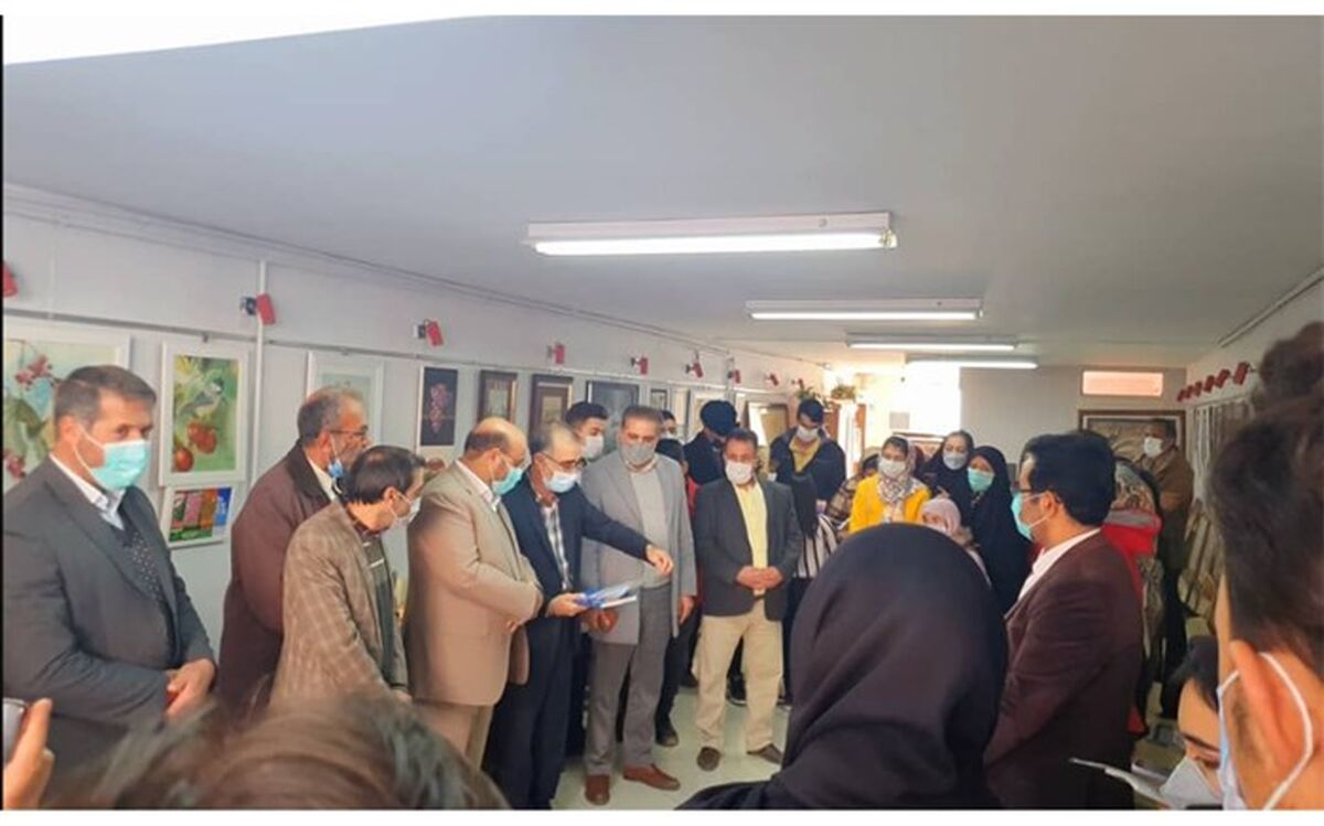 افتتاح نمایشگاه گروهی جمعی از هنرمندان و هنرجویان نقاش در شیروان
