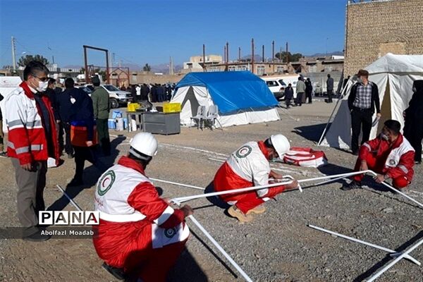 برگزاری مانور امدادی اسکان اضطراری هلال‌احمر در خلیل آباد