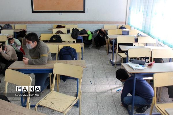 اجرای تمرین آمادگی دانش‌آموزان در برابر بلایای طبیعی