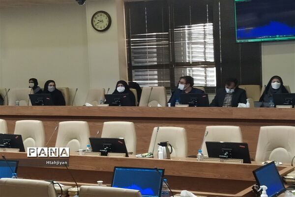 برگزاری گرامیداشت سالروز تاسیس نهضت سواد آموزی در استان اصفهان