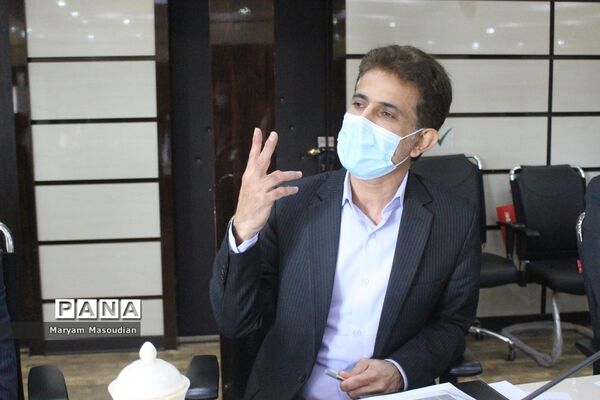 نشست شورای معاونان اداره‌کل آموزش و پرورش استان بوشهر