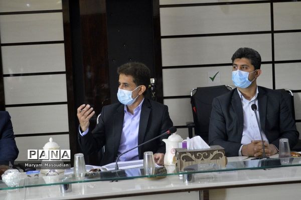 نشست شورای معاونان اداره‌کل آموزش و پرورش استان بوشهر