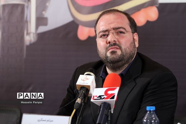 سومین دوره جایزه سال استیکر