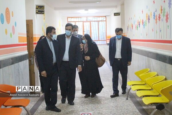 بازدید سرپرست مرکز امور بین‌الملل و مدارس خارج کشور وزارت آموزش و پرورش  از مدرسه باهنر بوشهر