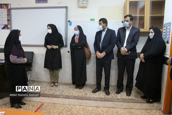 بازدید سرپرست مرکز امور بین‌الملل و مدارس خارج کشور وزارت آموزش و پرورش  از مدرسه باهنر بوشهر
