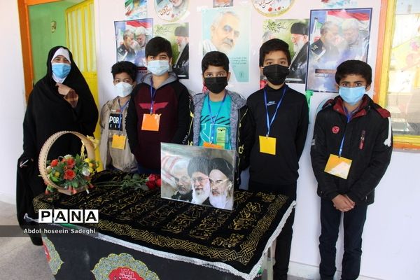 بازدید سرپرست مرکز امور بین‌الملل و مدارس خارج کشور وزارت آموزش و پرورش  از دبستان شهید حسن آیت محله تنگک بوشهر