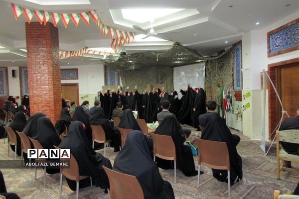 یادواره شهدای دبیرستان امام علی النقی(ع) در قم