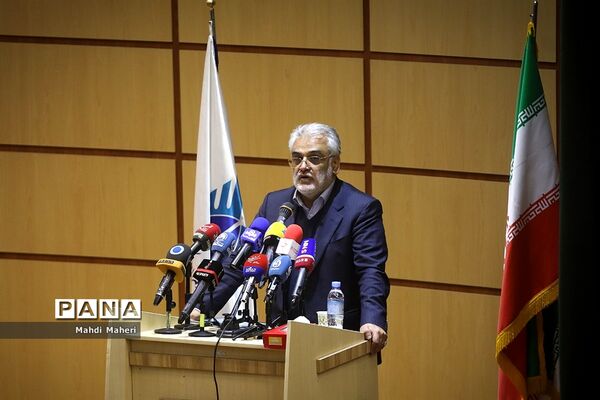 همایش علمی پژوهشی مکتب حاج قاسم، دانشگاه و رسانه