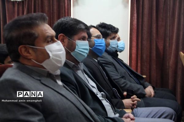 آیین تجدید میثاق با ولایت و هفته بصیرت در کانون امام خمینی(ره) ناحیه یک ری