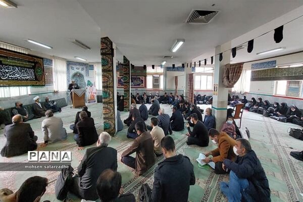 مراسم گرامیداشت 9دی با حضور بسیجیان فرهنگی ناحیه دو شهرری