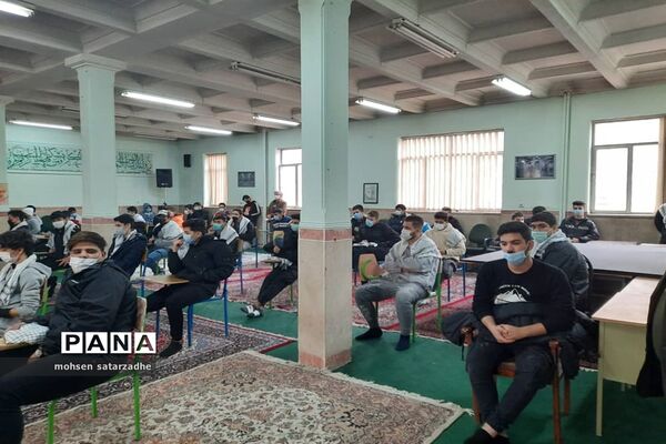 مراسم گرامیداشت 9‌دی در آموزشگاه امیر کبیر ناحیه دو شهرری