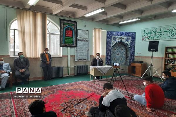 مراسم گرامیداشت 9‌دی در آموزشگاه امیر کبیر ناحیه دو شهرری