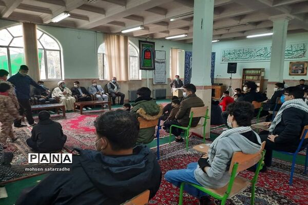 مراسم گرامیداشت 9‌دی در آموزشگاه امیر کبیر ناحیه دو شهرری