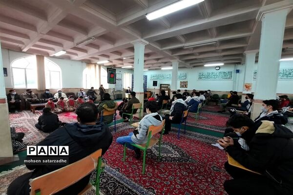 مراسم گرامیداشت 9‌دی در آموزشگاه امیر کبیر ناحیه دو شهرری