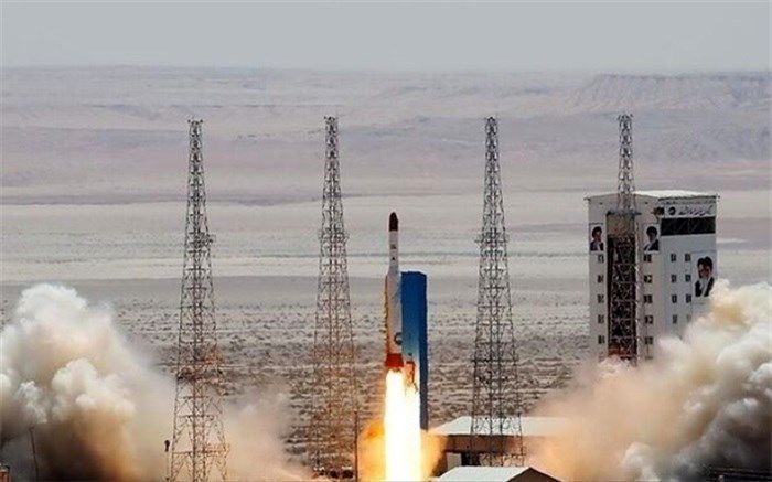 ماهواره‌بر سیمرغ با موفقیت پرتاب شد