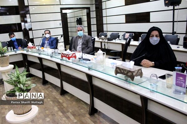 نشست شورای معاونان اداره کل آموزش و پرورش استان بوشهر