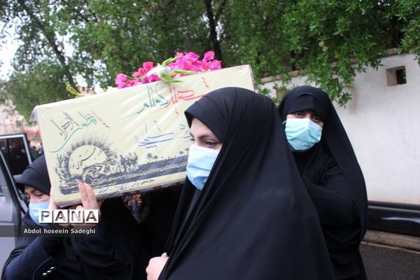 استقبال از پیکر شهیدان گمنام در بوشهر