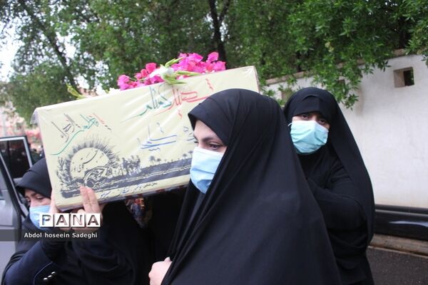 استقبال از پیکر شهیدان گمنام در بوشهر