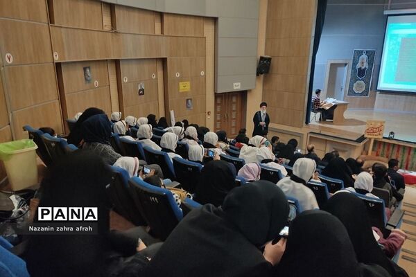 گردهمایی دانش‌آموزان بسیجی در دومین سالگرد شهادت حاج قاسم سلیمانی