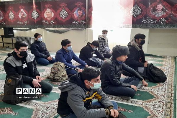 اجرای طرح گفتمان دینی در دبیرستان شهید باهنر