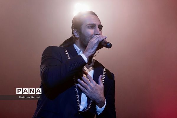 کنسرت ماکان‌بند