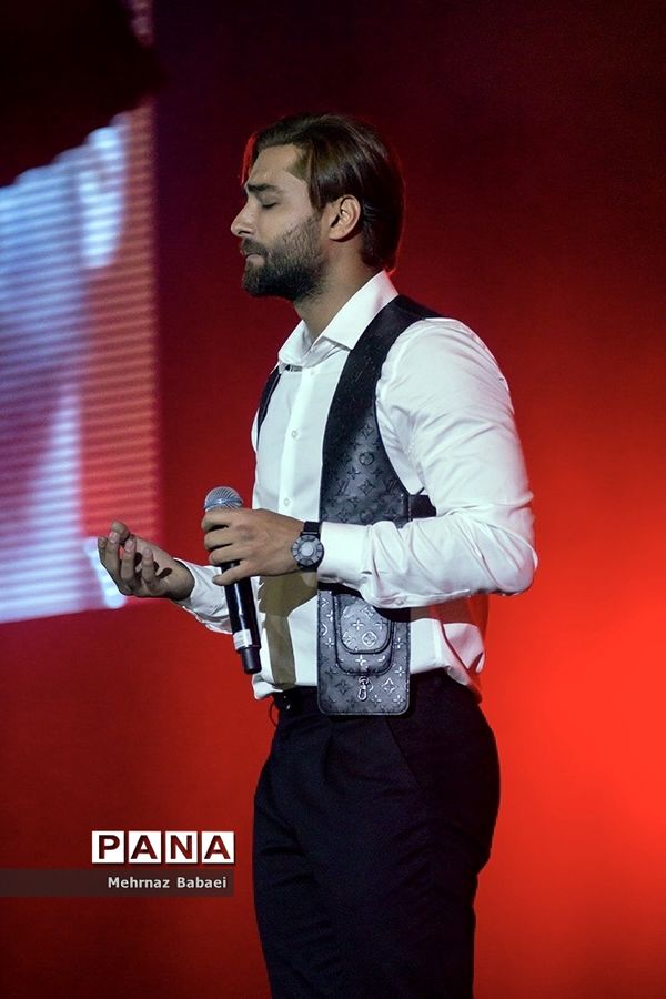 کنسرت ماکان‌بند