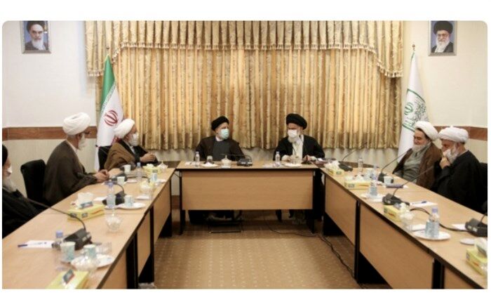 نشست‌های جداگانه رئیس‌جمهوری با شورای عالی مدیریت حوزه و  اعضای خبرگان