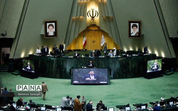 ۵ وزیر به کمیسیون‌های مجلس می‌روند