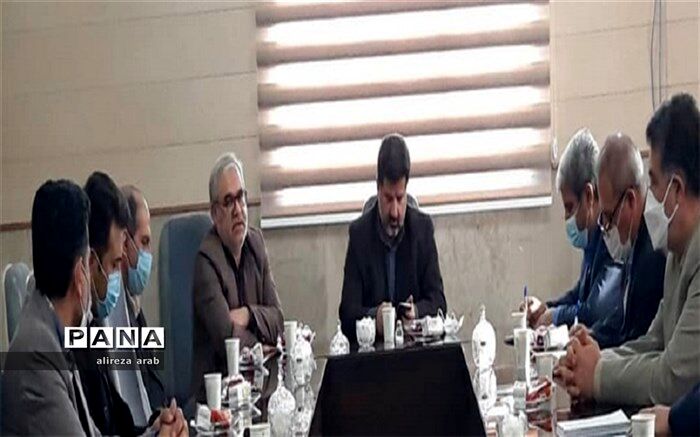 وزیر آموزش، عقل و وزیر پرورش، دل است