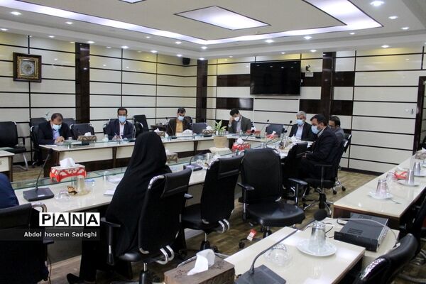 سومین نشست هماهنگی گرامیداشت روز مقاومت و دهه بصیرت یادواره شهدای تربیت بدنی آموزش و پرورش استان بوشهر