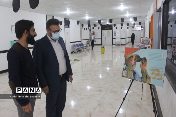 نمایشگاه عکس شهید سپهبد حاج قاسم سلیمانی در اداره‌کل آموزش و پرورش استان بوشهر