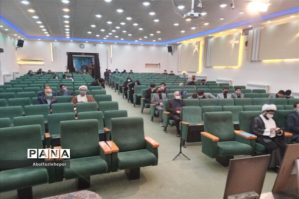 شب شعر آیینی سلسله شهادت در کانون فرهنگی تربیتی لقمان
