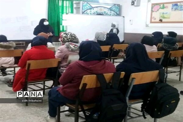 جلسه آموزش خانواده با موضوع هدایت تحصیلی