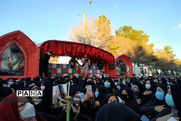 شاهین شهر قدمگاه شهیدان ۸سال دفاع مقدس