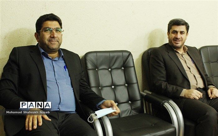 بازدید معاون پژوهش، برنامه‌ریزی و توسعه منابع انسانی آموزش پرورش خوزستان از سازمان دانش‌آموزی