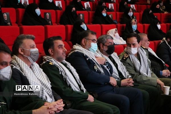 برگزاری کنگره ۲۰۰۰ شهید منطقه ۱۵ تهران