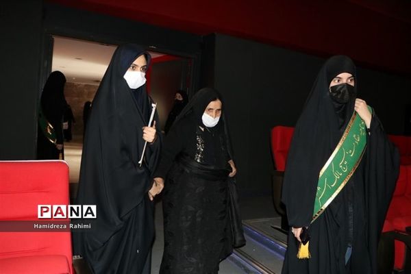 برگزاری کنگره ۲۰۰۰ شهید منطقه ۱۵ تهران