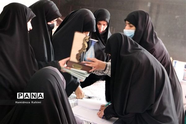 برگزاری کنگره ۲۰۰۰ شهید منطقه ۱۵ تهران