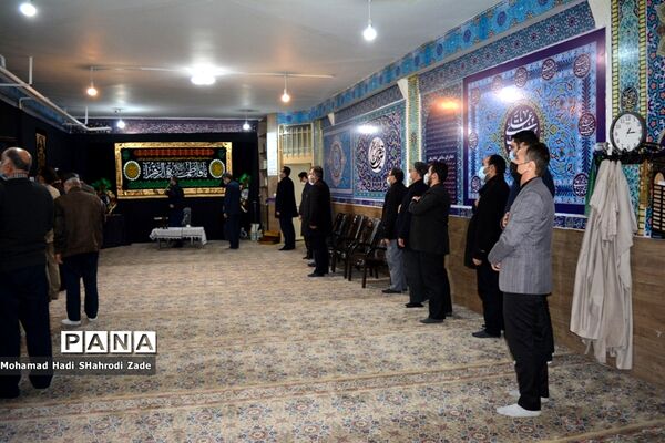 برگزاری مجلس یادبود شهید دلها حاج قاسم سلیمانی در آموزش و پرورش ناحیه یک مشهد