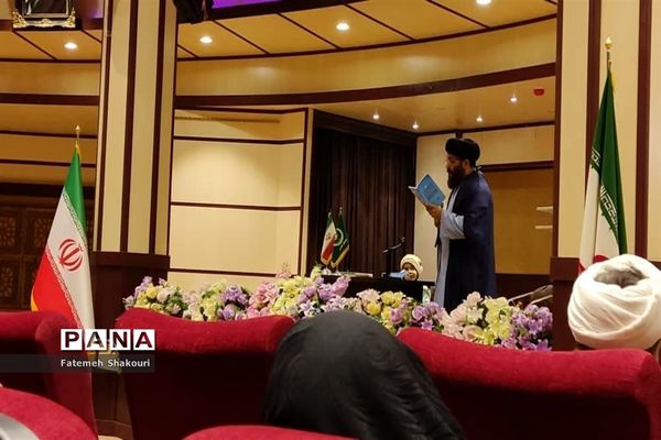 گردهمایی بزرگ بانوان فاطمی درشهرستان اسلامشهر