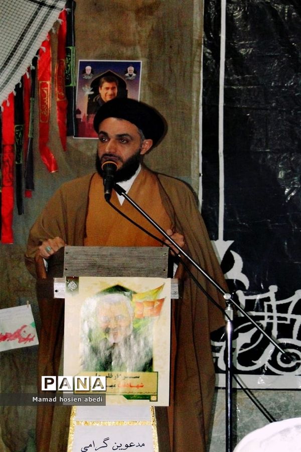 تشییع پیکر شهدای تازه تفحص شده دوران هشت سال دفاع مقدس در چرمهین استان اصفهان