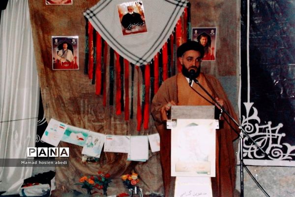 تشییع پیکر شهدای تازه تفحص شده دوران هشت سال دفاع مقدس در چرمهین استان اصفهان