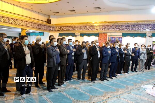 مراسم بزرگداشت دومین سالگرد شهادت سردار سلیمانی در اداره‌کل آموزش و پرورش فارس